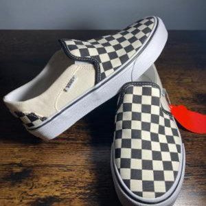 VAN'S WOMEN'S SLIP-ON WHITE CHECKERED SIZE 6